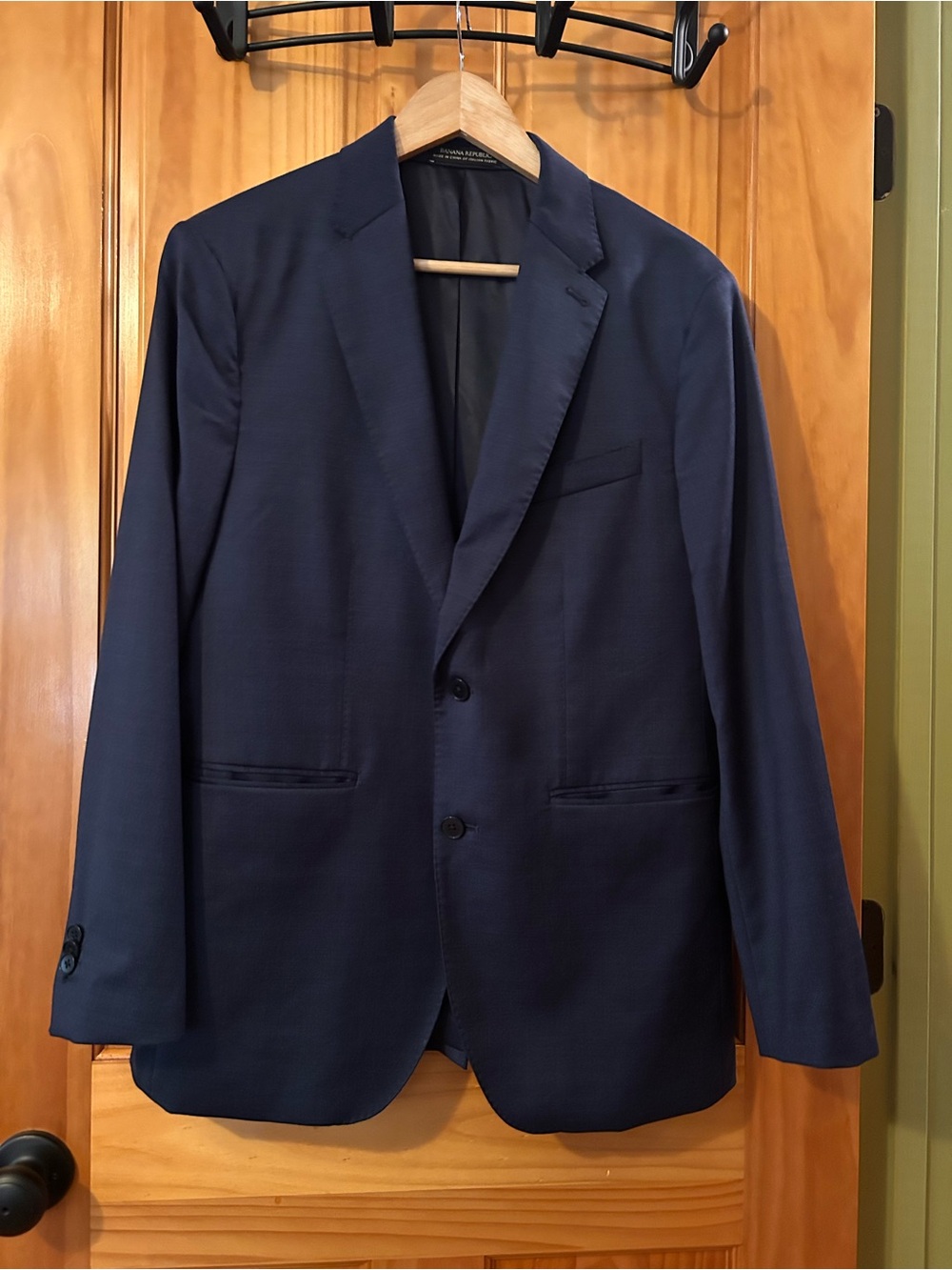 Banana Republic Navy Two-Button Men's Italian Tailored Slimfit Blazer